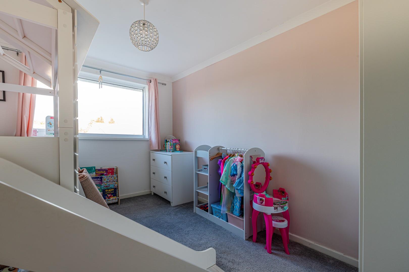 Heathcliffe Close, St. Mellons, Cardiff — photograph 9